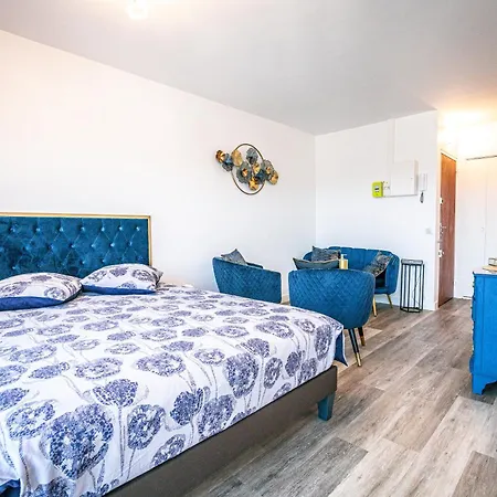 Blue Gold - Saint Remi - Basilique Apartment *